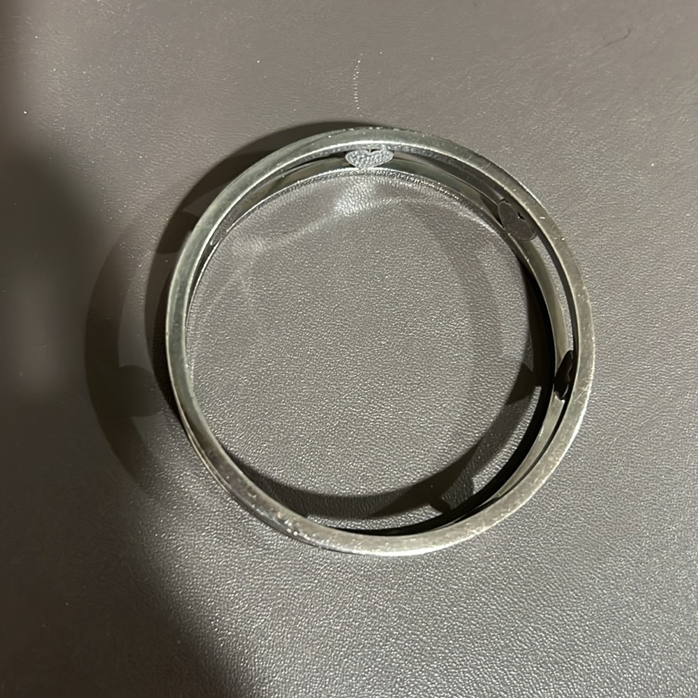 Tiffany & Co. 7 heart stencil bangle - Picture 5 of 11
